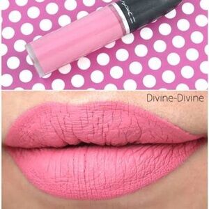 💄 MAC DIVINE DIVINE  💄